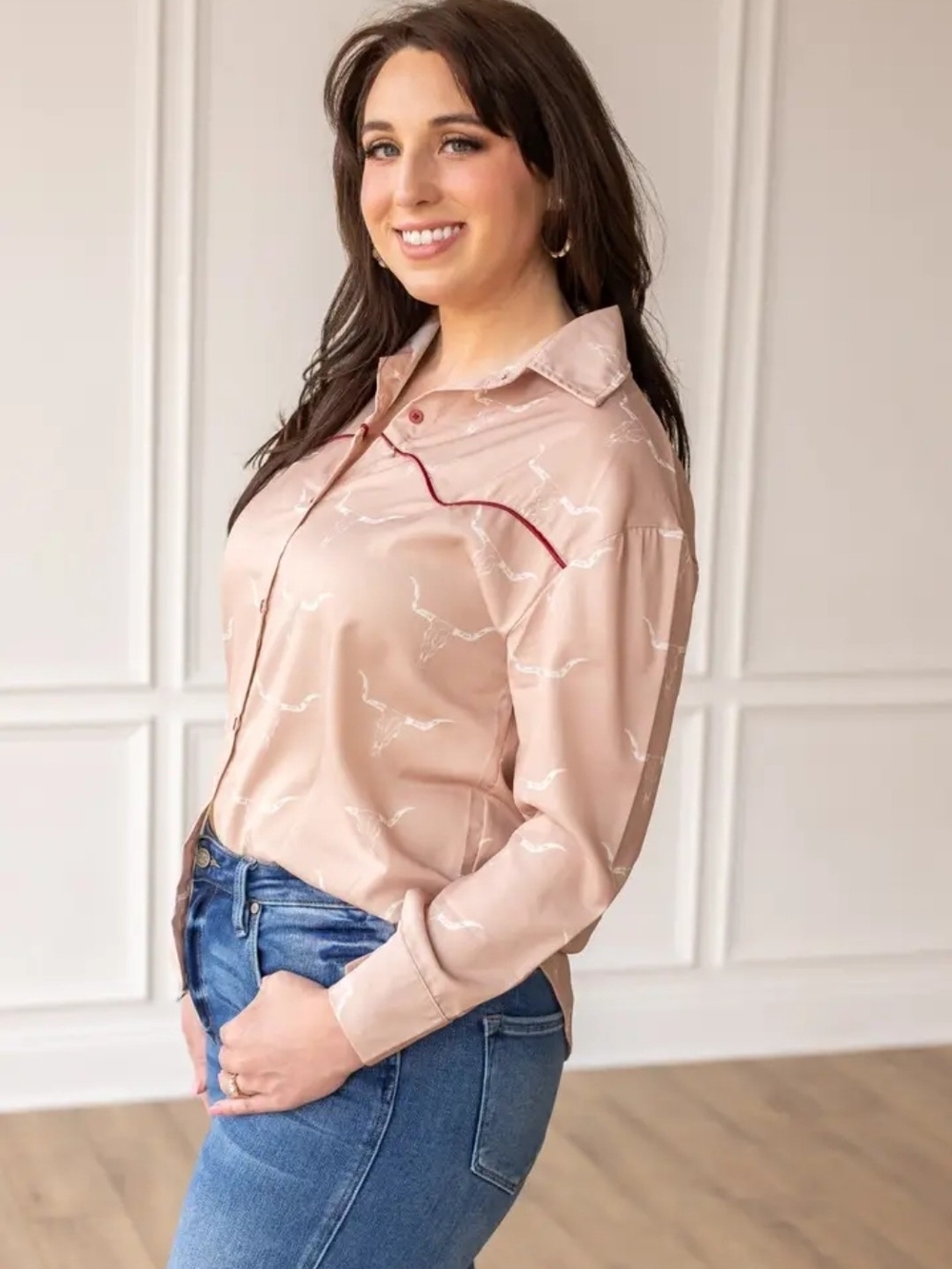 Womens Blush Button-Down Shirt with Contrast Trim - Picture 2 of 3
